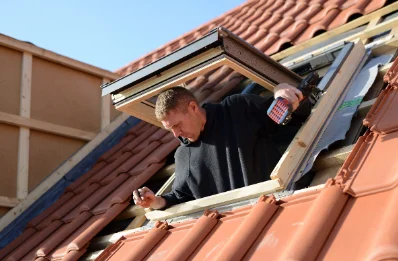 Pose de fenêtres de toit Velux à Eschbourg